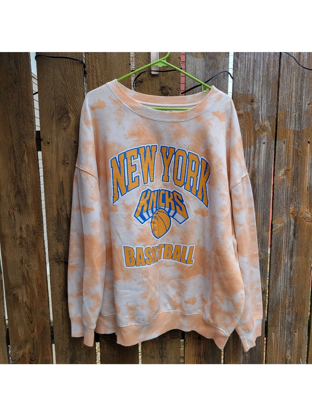 Hybrid New York Knicks Basketball Crew 3X Sweatshirt Pullover